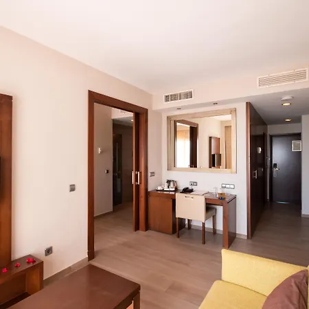 Condesa 4* 阿尔库迪亚港