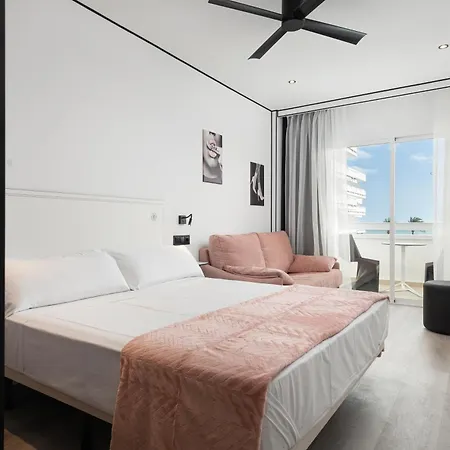 Condesa 阿尔库迪亚港