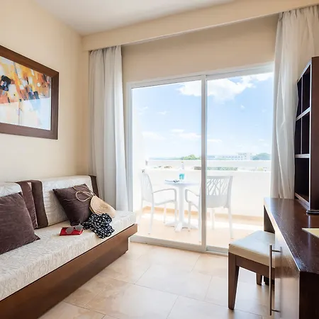 Condesa 4*